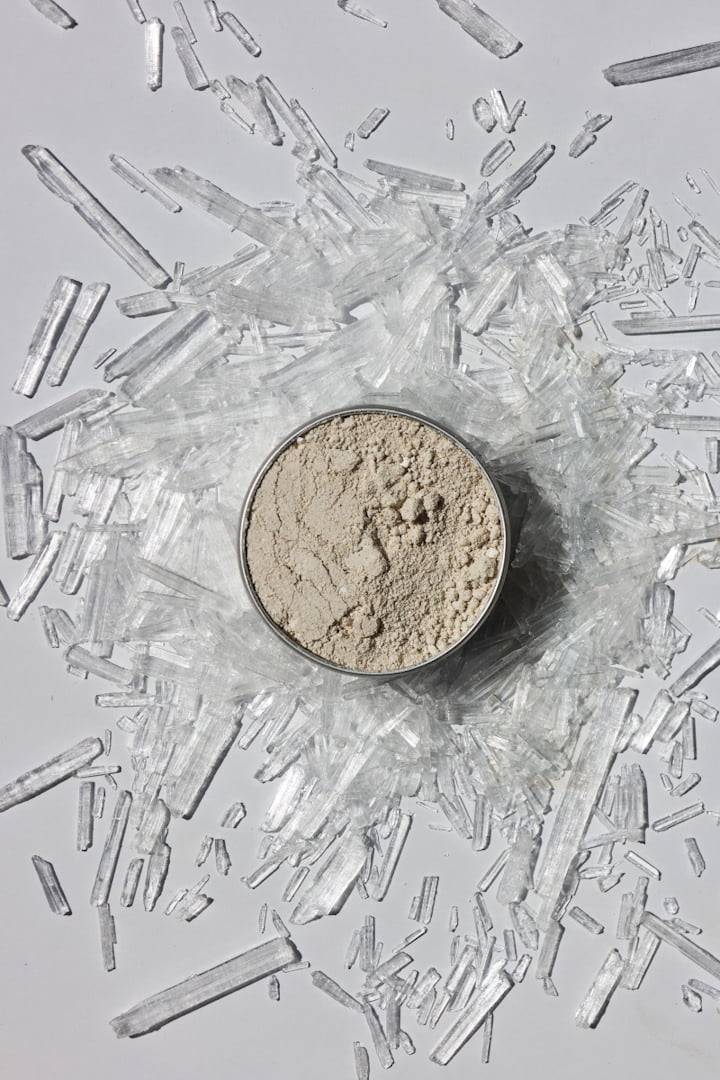 DENTIFRICE-POUDRE-naturel-ouvert dentifrice en poudre naturel parfumé au menthol