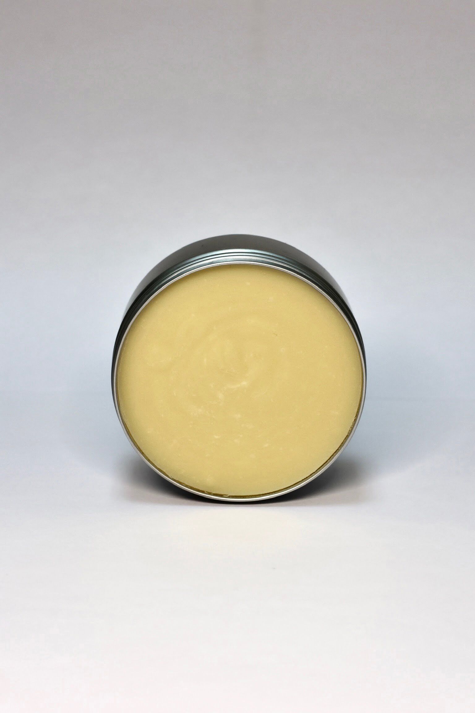 baume-corps-peau-tres-seche Baume corps TOUDOU pénètre facilement, une noisette suffit