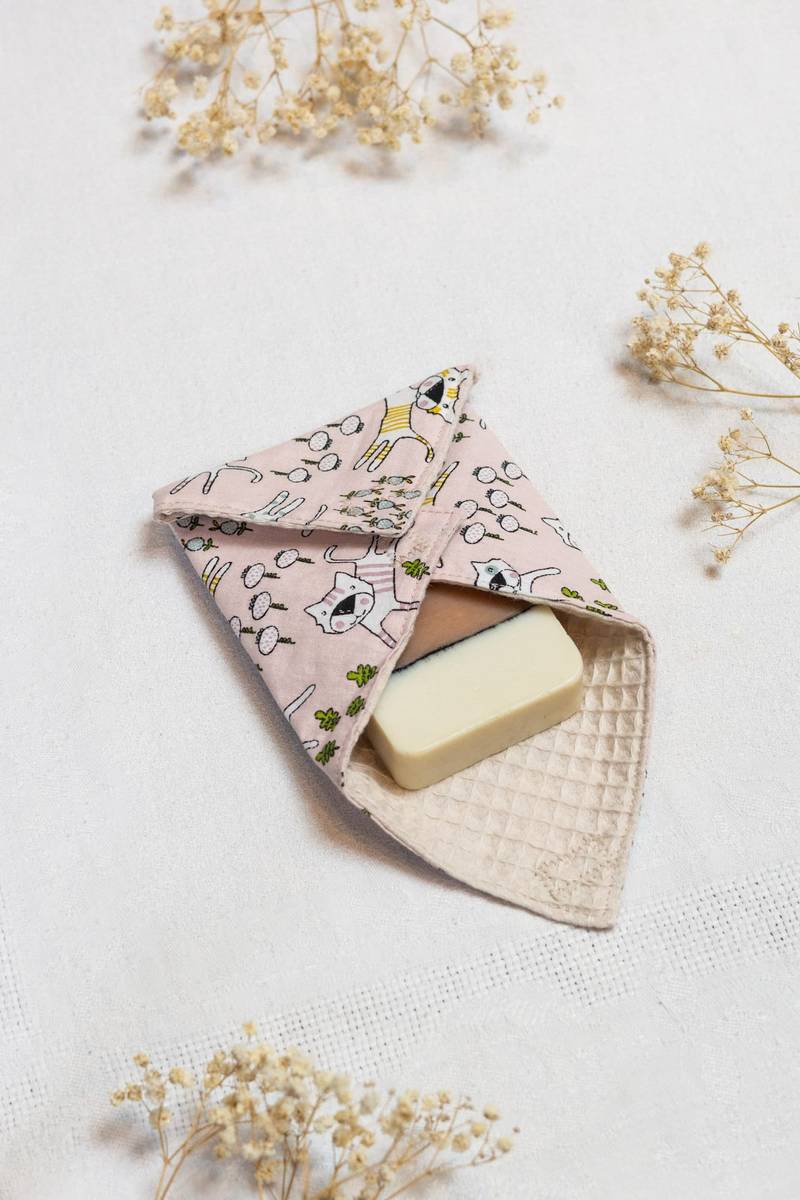 pochette-a-savon-chats-rose Pochette à savon en coton, respirable